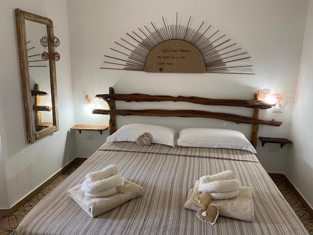 Steddueoro Acomodação com café da manhã Baunei Quarto foto